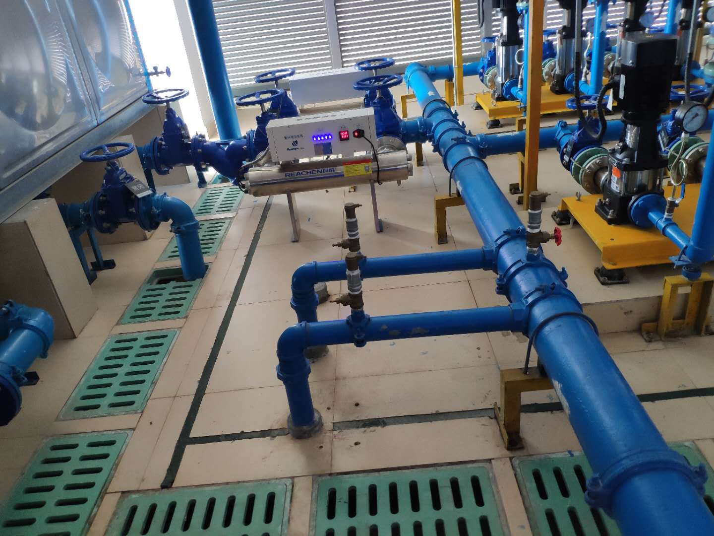 壹方中心生活水泵设备供货安装(图8)